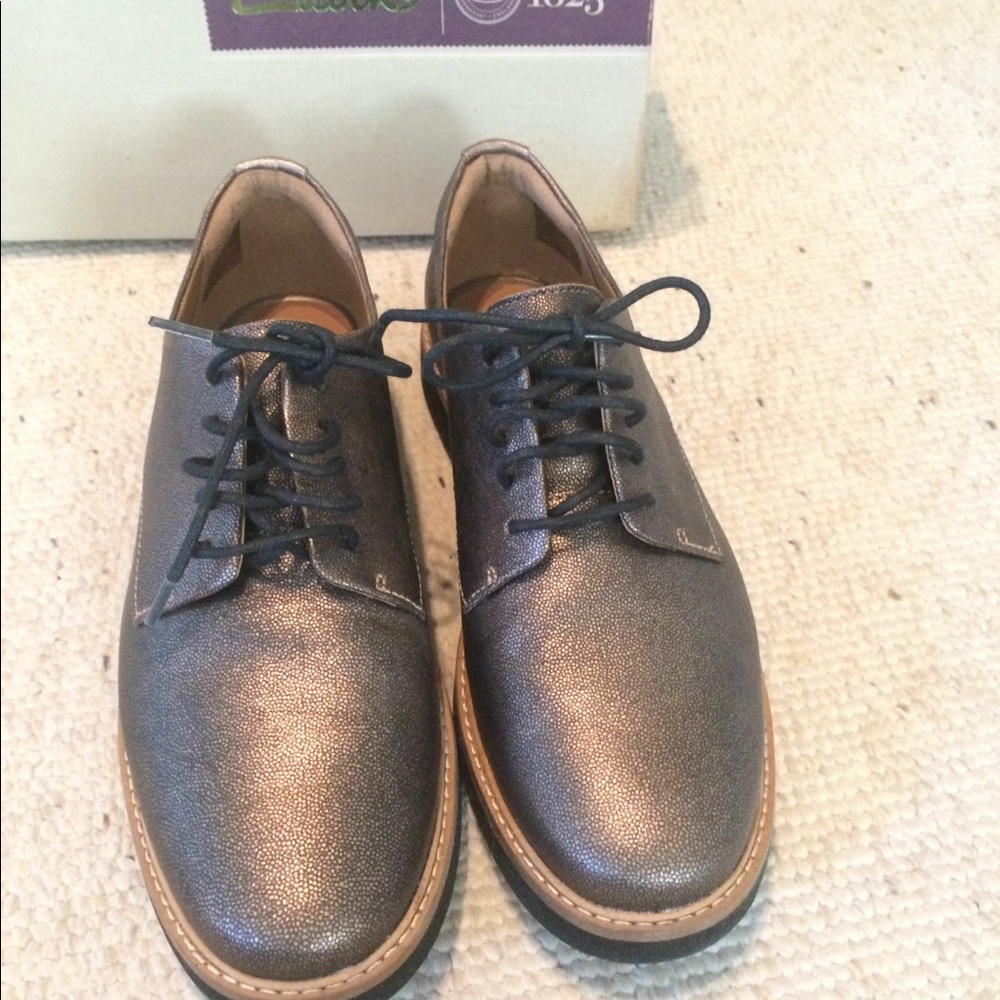 Clarks Glick Darby Oxford shoes